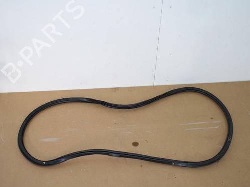 Used Rubber door seal AUDI A3 Limousine (8VS, 8VM) 2.0 TFSI (190 hp) 15331783