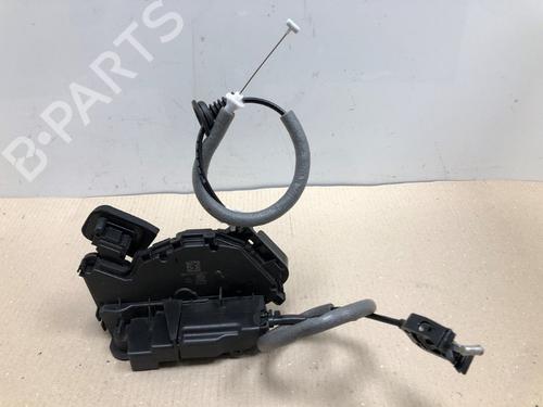 front-right-lock-skoda-scala-nw1-2019-37212258 main image
