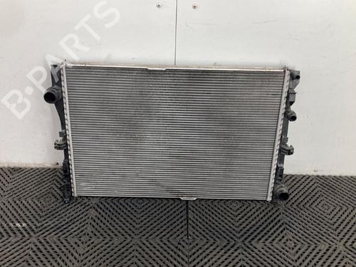 Used Water radiator Water radiator 37215172 37215172