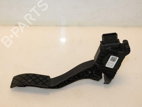 Used Pedal VW TOURAN (5T1) 1.6 TDI (110 hp) 15323347