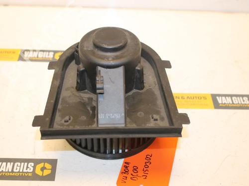 Used Heater blower motor Heater blower motor 15796342 15796342