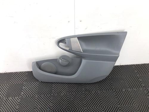 Used Front right panel Front right panel 15348272 15348272
