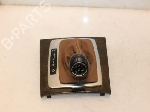 Used Shift knob MERCEDES-BENZ E-CLASS T-Model (S212) E 220 CDI / BlueTEC (212.202, 212.201) (170 hp) 15329519