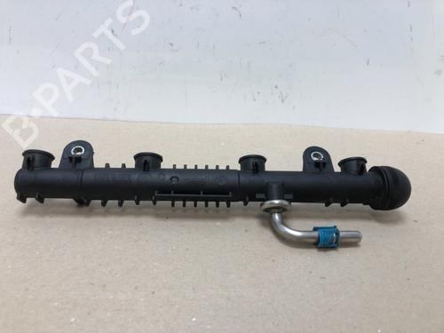 Used Injection rail Injection rail 15538037 15538037