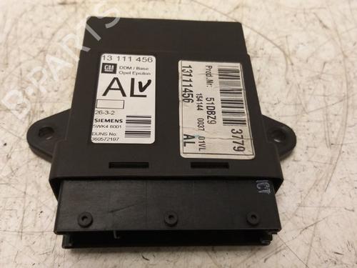 Used Comfort control module OPEL SIGNUM Hatchback (Z03) 3.0 V6 CDTI (F48) (177 hp) 15531374