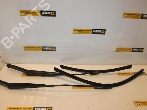 Used Front windshield wiper arm Front windshield wiper arm 15314208 15314208