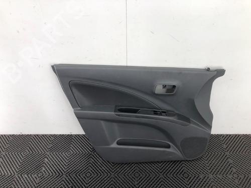 Used Front left panel Front left panel 37213696 37213696