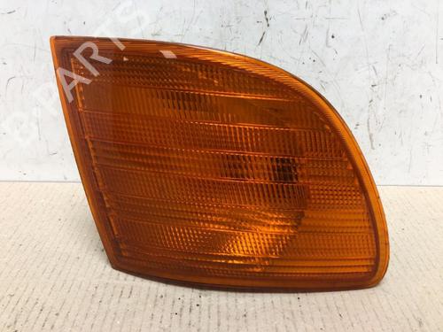 Used Right front indicator MERCEDES-BENZ VITO Van (W638) 110 D 2.3 (638.074, 638.078) (98 hp) 15322177