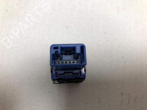 Headlight switch TOYOTA YARIS (_P21_, _PA1_, _PH1_) 1.5 Hybrid (MXPH10, MXPH11) | BP37211976I24 - Image 5