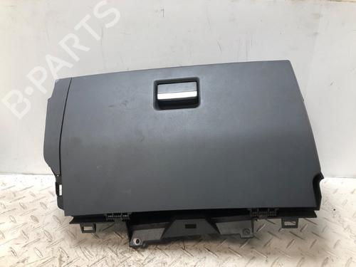 Used Glove box Glove box 19404328 19404328