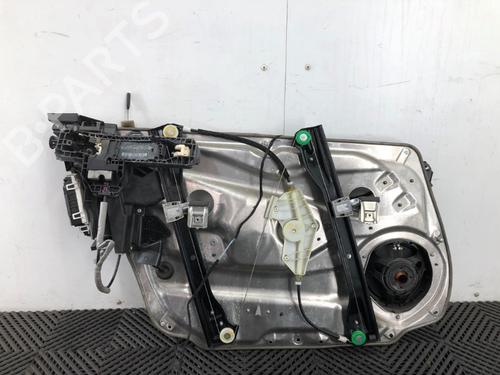 Front right window mechanism MERCEDES-BENZ C-CLASS (W204) C 220 CDI (204.008) | BP21025456C23 