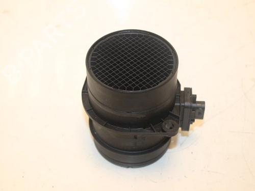 Used Mass air flow sensor VW TOURAN (5T1) 2.0 TDI (150 hp) 15315819