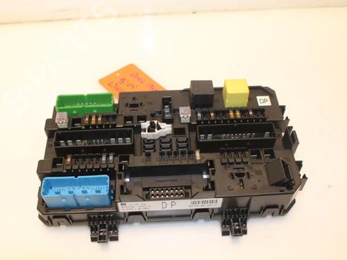 Used Fuse box Fuse box 15319043 15319043