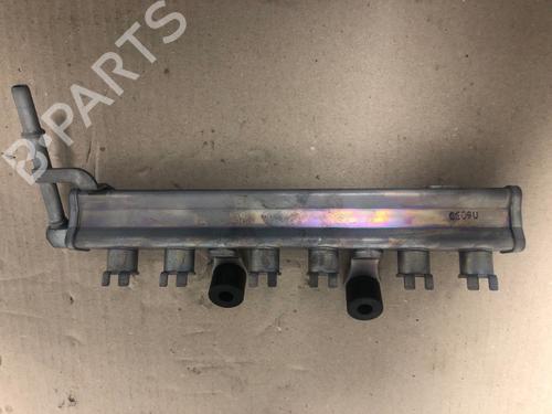 Used Injection rail Injection rail 16641148 16641148