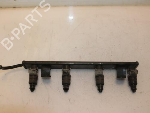 Used Injection rail Injection rail 16183298 16183298