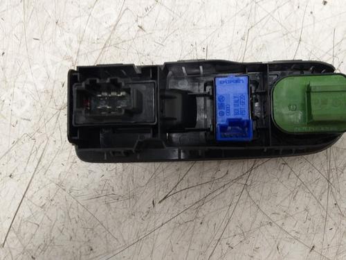 Switch SEAT Mii (KF1, KE1) 1.0 | BP15343583I30 