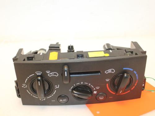 Used Climate control PEUGEOT 207 SW (WK_) 1.4 (73 hp) 15320243