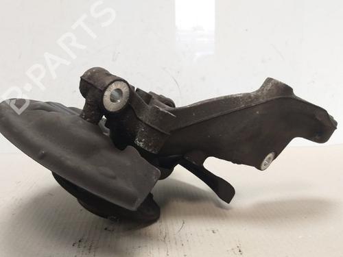 Used Right rear steering knuckle VW TOURAN (5T1) 2.0 TDI (150 hp) 15343385