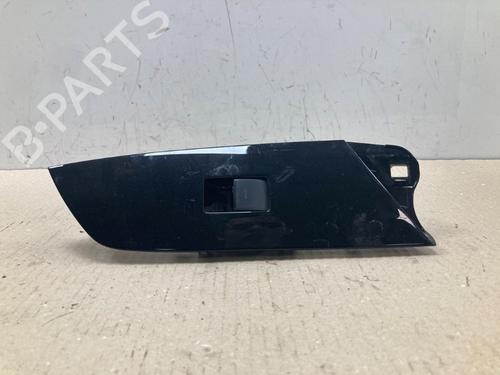 switch-toyota-prius-_w5_-2015-2016-2017-2018-2019-2020-2021-2022-37205701 main image