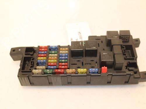 Used Fuse box Fuse box 15327430 15327430