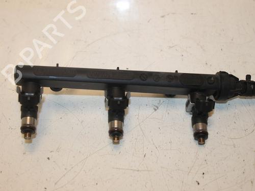 Used Injection rail VW UP! (121, 122, BL1, BL2, BL3, 123) 1.0 (60 hp) 15316405