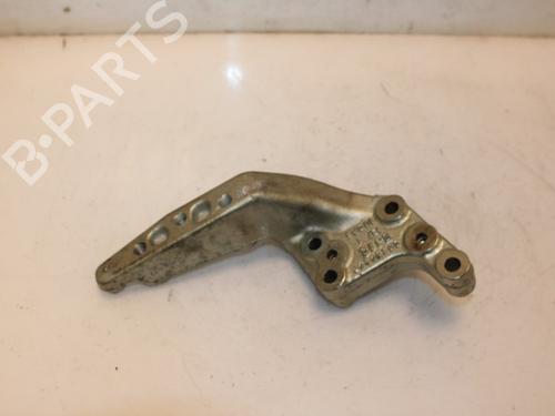 Used Engine mount Engine mount 15829638 15829638