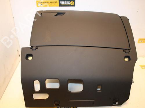 Used Glove box AUDI A3 Sportback (8VA, 8VF) 1.4 TFSI (140 hp) 15314545