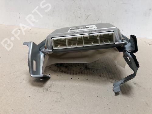 Used Engine control unit (ECU) Engine control unit (ECU) 15535744 15535744