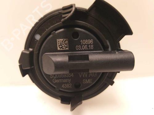 Elektronisk modul VW GOLF VII (5G1, BQ1, BE1, BE2) 1.2 TSI (86 hp) 15338245