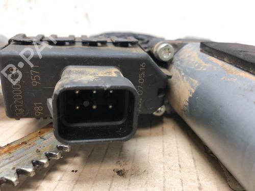 Front left window mechanism OPEL ASTRA H Estate (A04) 1.7 CDTI (L35) | BP15298388C22 