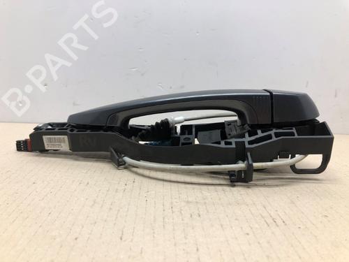 Used Front right exterior door handle Front right exterior door handle 37213744 37213744