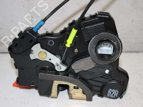 Front right lock TOYOTA AVENSIS Estate (_T25_) 2.2 D-CAT (ADT251_, ADT251R) | BP15308490C97 