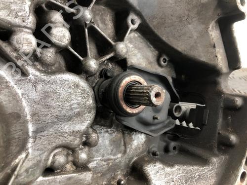 Gearbox CITROËN C3 II (SC_) 1.1 i | BP37215001M3 - Image 2