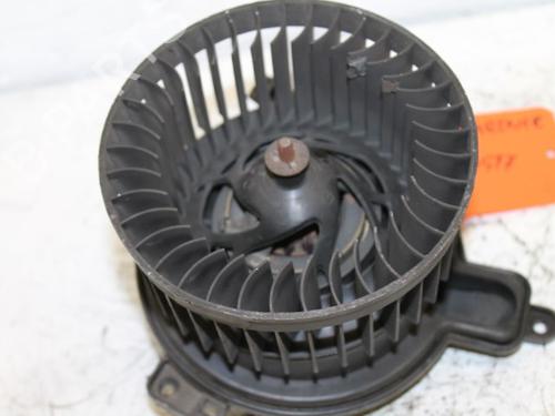 Used Heater blower motor PEUGEOT PARTNER MPV (5_, G_) 1.9 D (69 hp) 15303820