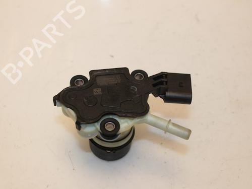 Used Electronic module VW TOURAN (5T1) 2.0 TDI (150 hp) 15325228