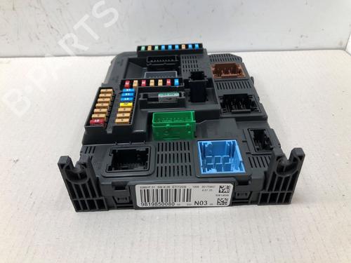 Fuse box PEUGEOT 2008 I (CU_) 1.2 THP 110 / PureTech 110 | BP37214467E1 - Image 3