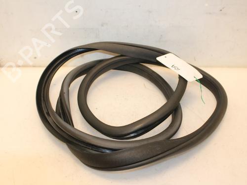 Used Rubber door seal MERCEDES-BENZ E-CLASS T-Model (S212) E 220 CDI / BlueTEC (212.202, 212.201) (170 hp) 15329612