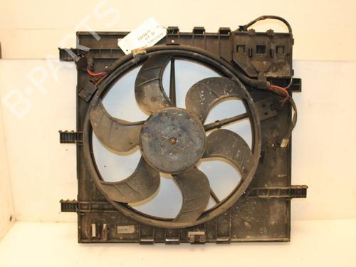 Used Radiator fan MERCEDES-BENZ VITO Bus (W638) 108 CDI 2.2 (638.194) (82 hp) 15324345