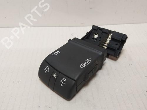 Steering wheel controls RENAULT MEGANE II Estate (KM0/1_) 2.0 | BP15531704E15 