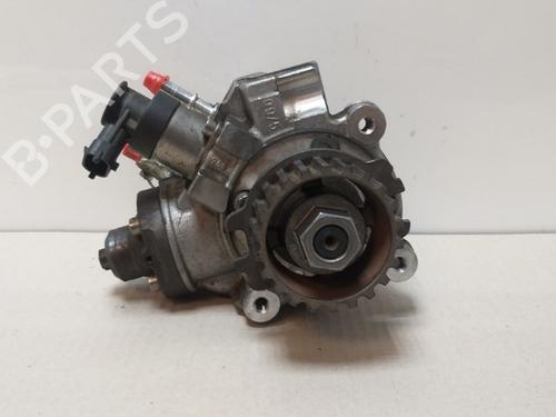 Used Fuel pump MITSUBISHI CARISMA (DA_) 1.6 (DA1A) (99 hp) 15531427