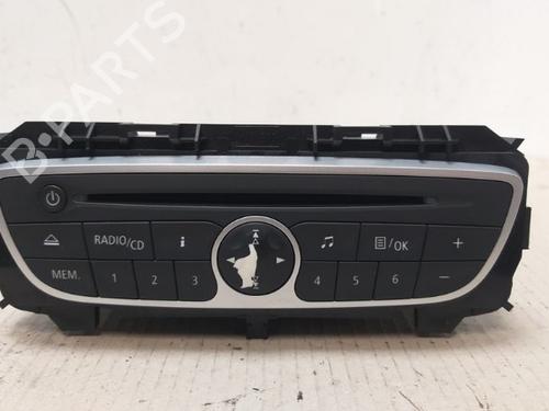 Used Radio RENAULT TWINGO II (CN0_) 1.2 16V (CN04, CN0B) (75 hp) 15342177