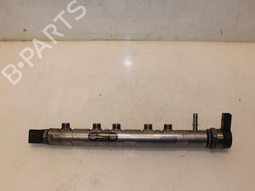 Used Injection rail Injection rail 16398757 16398757