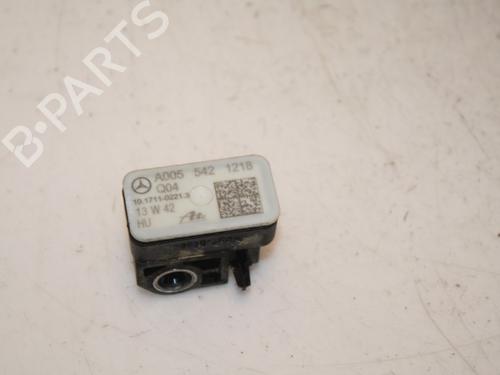 electronic-sensor-mercedes-benz-e-class-w212-e-350-bluetec-a0055421812-2009-2010-2011-2012-2013-2014-2015-2016-15333129 main image