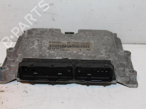 Used Engine control unit (ECU) ALFA ROMEO 147 (937_) 1.9 JTD (937.AXD1A, 937.BXD1A, 937.AXV1A, 937.BXB1A,... (115 hp) 15306439