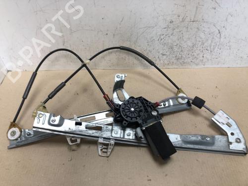 Rudehejsemekanisme Højre foran PEUGEOT 206 Hatchback (2A/C) 1.4 i (75 hp) 15650028