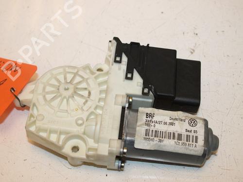 Used Electronic module SEAT LEON (1M1) 1.8 20V (125 hp) 15316483