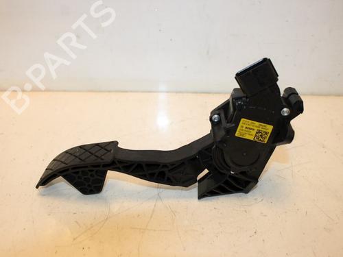 Gaspedaal VW POLO V (6R1, 6C1) 1.4 TDI (90 hp) 15315638