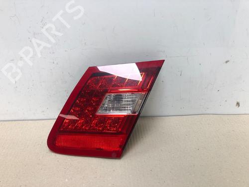Used Right taillight Right taillight 16120418 16120418