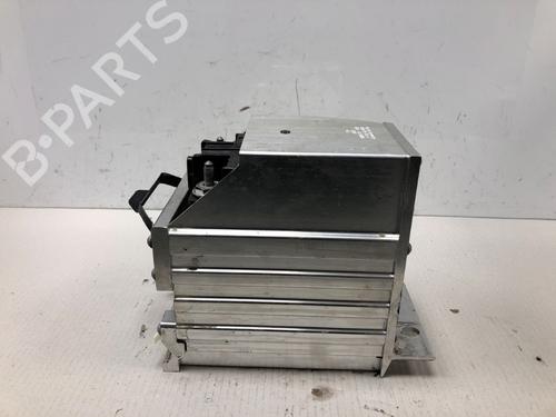 battery-audi-a4-b9-avant-8w5-8wd-2015-37209130 main image