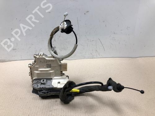 Used Rear right lock Rear right lock 37213238 37213238